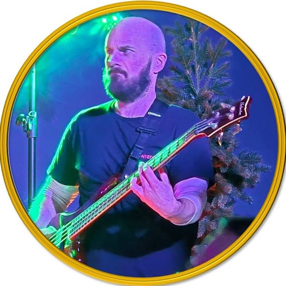 Jon bass player in The Aliki Edwards Band, Aliki Sings Entertainment - live musing for weddings parties and corporate functions