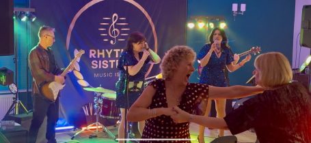 Aliki Sings Entertainment, Live music and unforgettable memories, Band, Female Duo