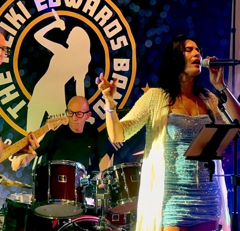 The Aliki Edwards Band, from Aliki Sings Entertainment. Bringing the party to life at a public event in Corsham Wiltshire