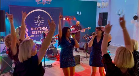 Rhythm Sisters, The Aliki Edwards Band, Aliki Sings Entertainment, Stinchcombe Hill Golf Club, Corporate event