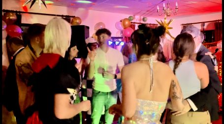 Aliki Sings Entertainment - Dress Up Party