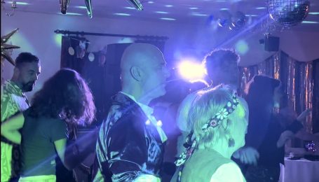 Aliki Sings Entertainment - Live Music for wedding Parties functions and corporate events Southwest UK